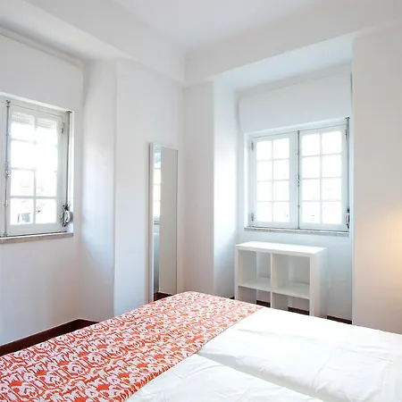 Apartment Bl Bairro Alto Famous Bica Funicular Street View Lisbon