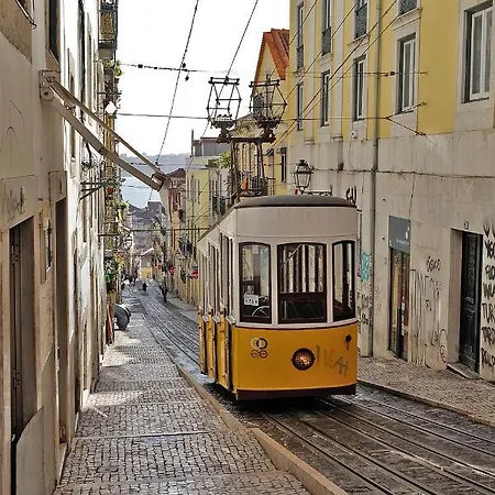 Bl Bairro Alto Famous Bica Funicular Street View Apartment *