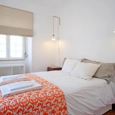 Apartment Bl Bairro Alto Famous Bica Funicular Street View *